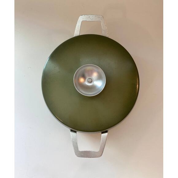 Vintage MCM Green Regal Ware nonstick dutch oven aluminum w lid and handles - Picture 7 of 11